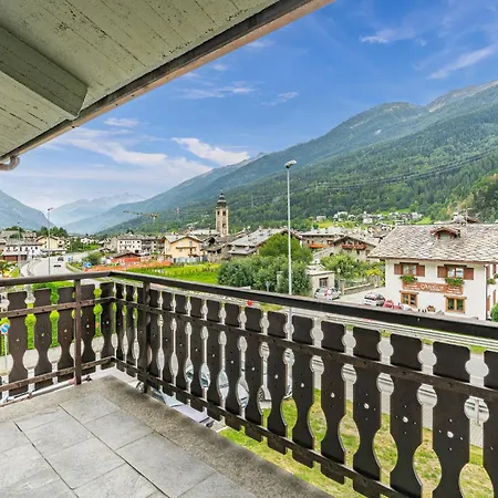 Апартаменты 2 Bedroom Cozy In *